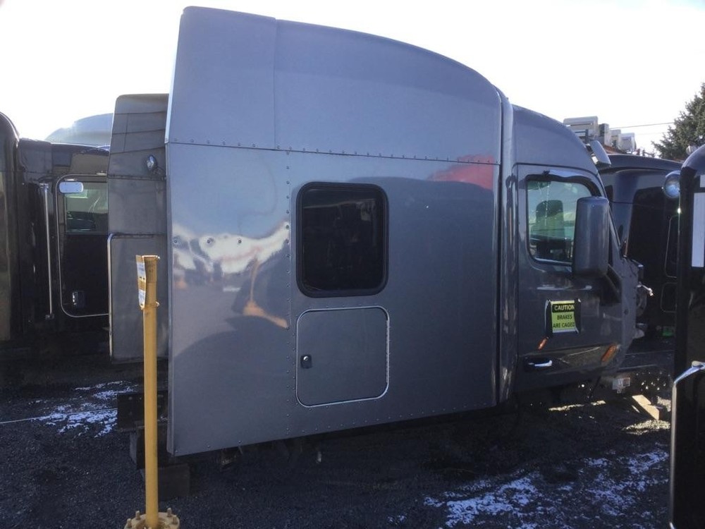 Replaces 2018 PETERBILT 567 CAB , WA