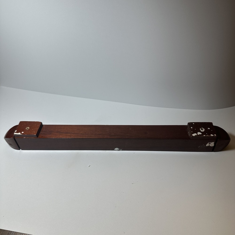 Pool Que Rack For Wall Mounting