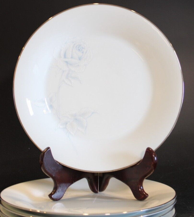 Noritake Virtue 5 Dinner Plates 10 5/8"