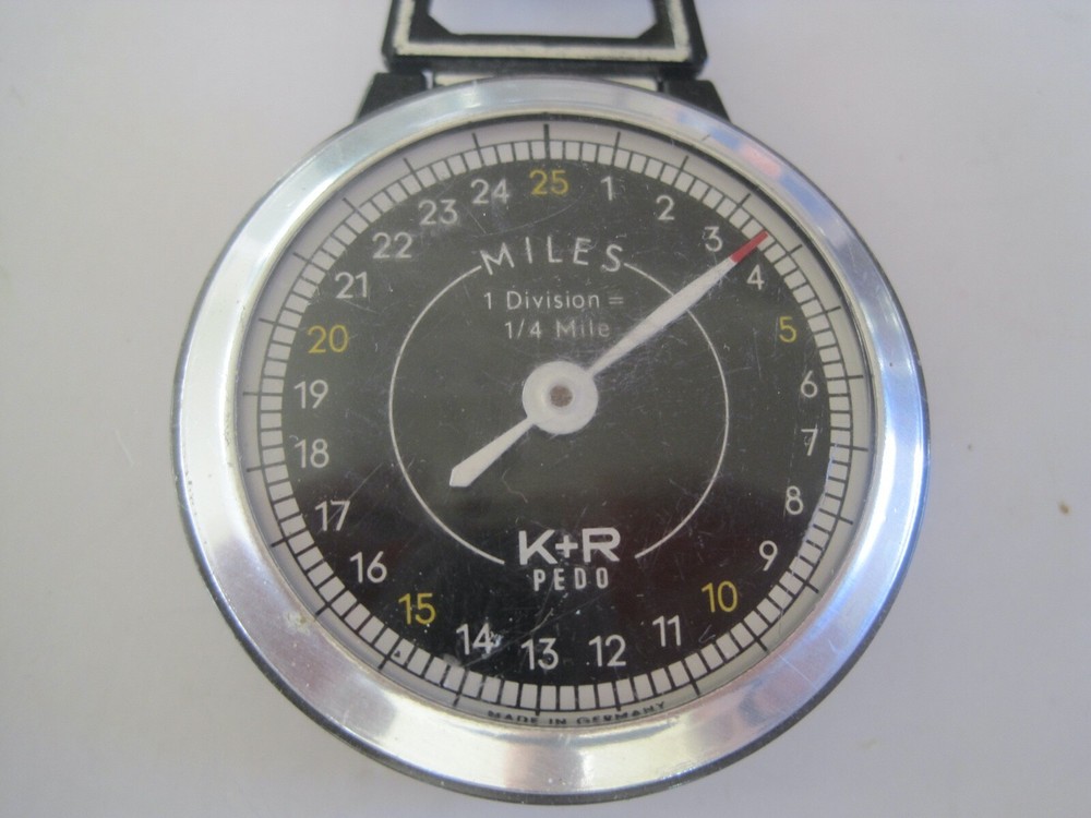 K & R Pedometer Keychain Germany