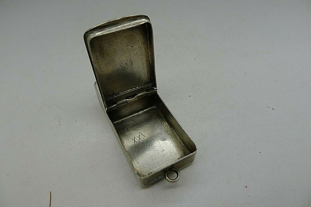 c.1821 SOLID SILVER HAND CHASED COMBINATION SNUFF BOX w/ CHEROOT CUTTER RARE