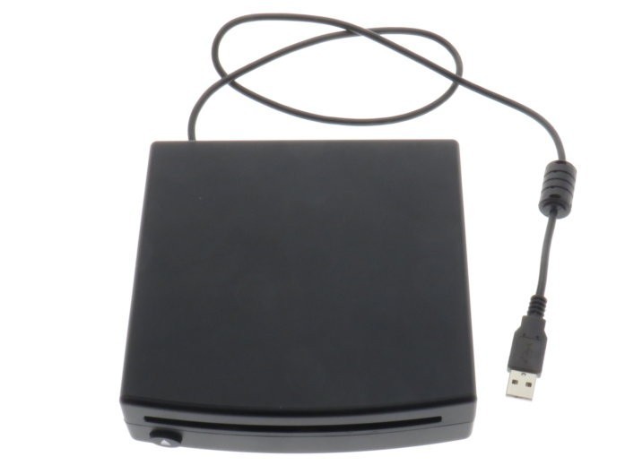 Connects2 Universal Car CD Player CD Player via USB Connection 2.0