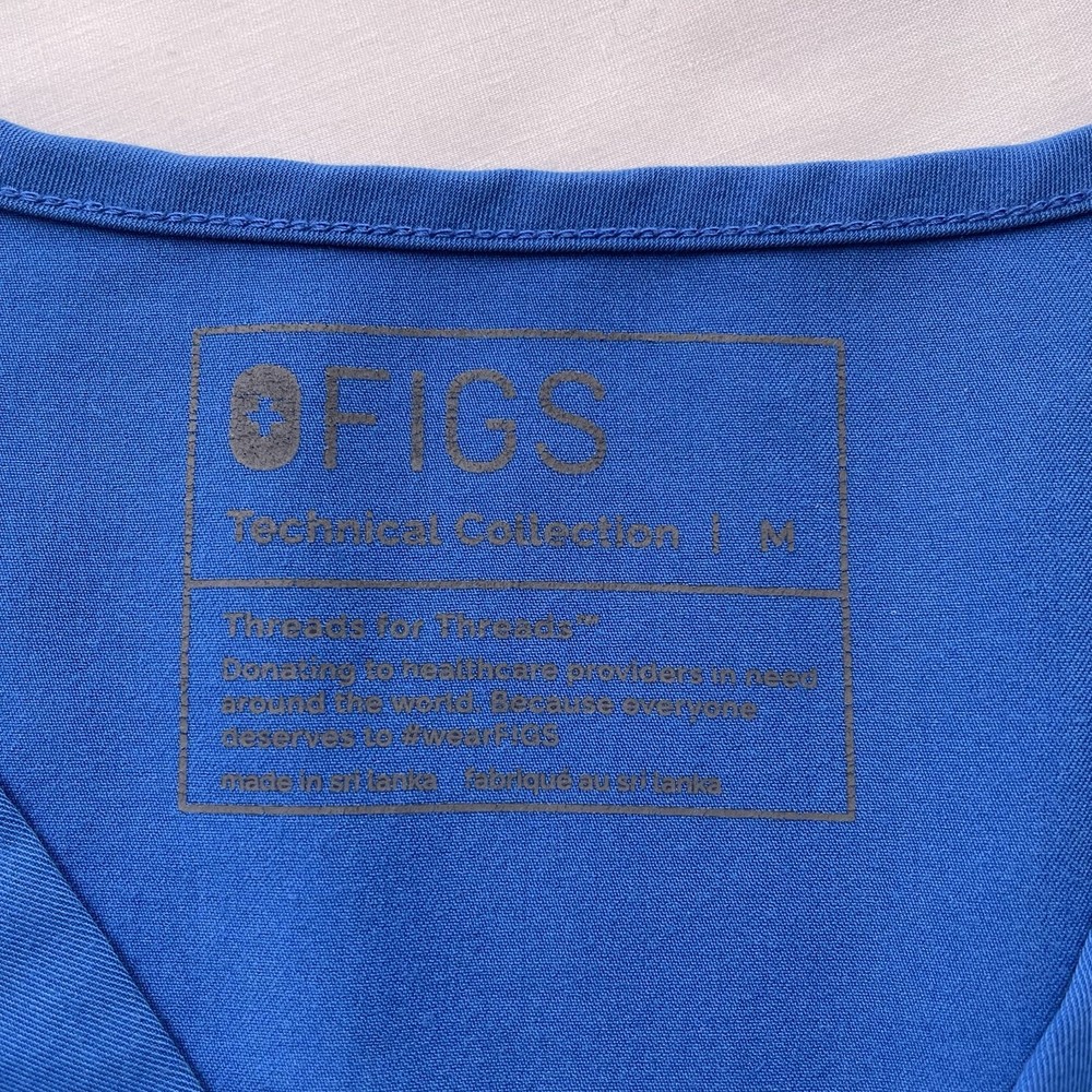 Figs Womens Size M Technical Collection Casma Three Pocket Scrub Top Blue EUC