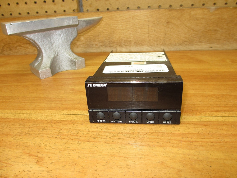 Omega DP25-S-AR *USED POWERS UP* Panel Meter Digital Strain & Process