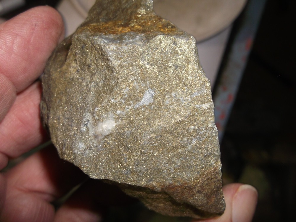 gold silver copper ore, 237 grams samples ,ore high grade .