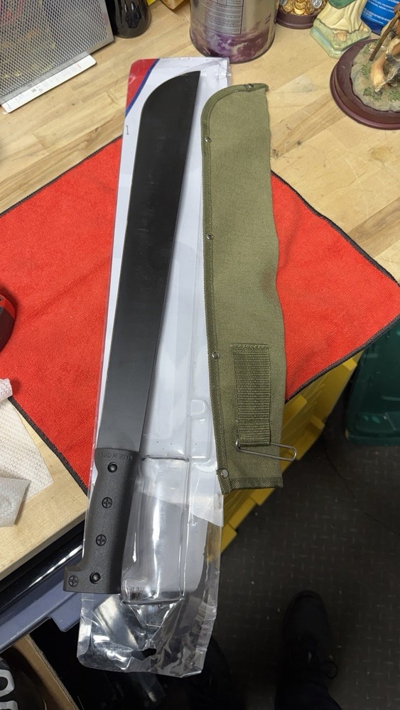 Coleman Machete with Sheath Fixed Blade Camping Tool New Open Box