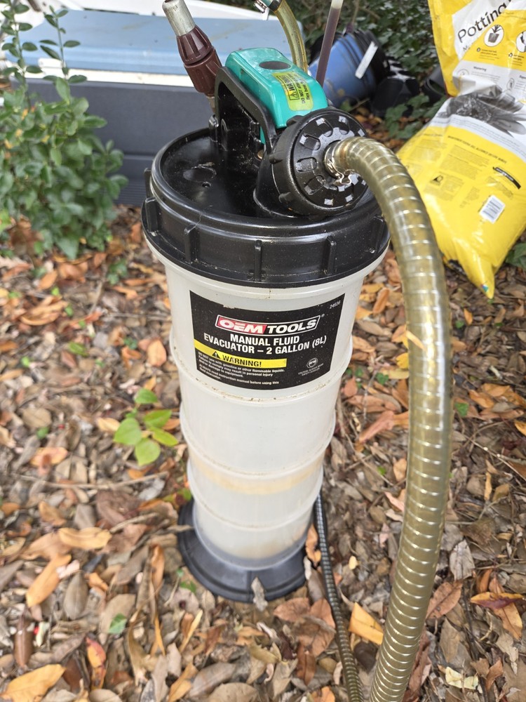 Fluid Extractor