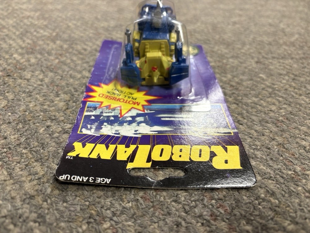 + RoboTank Motorized Pull Back Action 2 in 1 Yellow & Blue Robot NIP CM-111B
