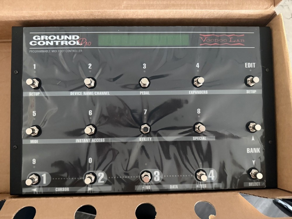 Voodoo Lab Ground Control Pro MIDI Foot Controller