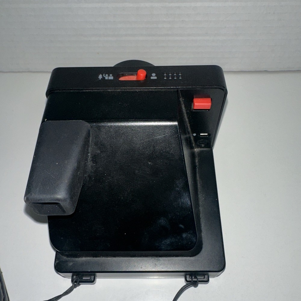 Polaroid I Type Camera One Step + (comes With Strap) —-f8