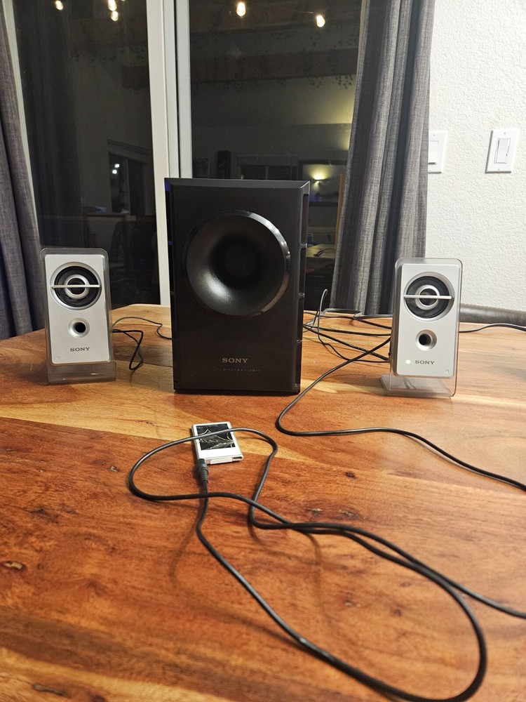 Sony SRS-D21 Speakers W/Subwoofer