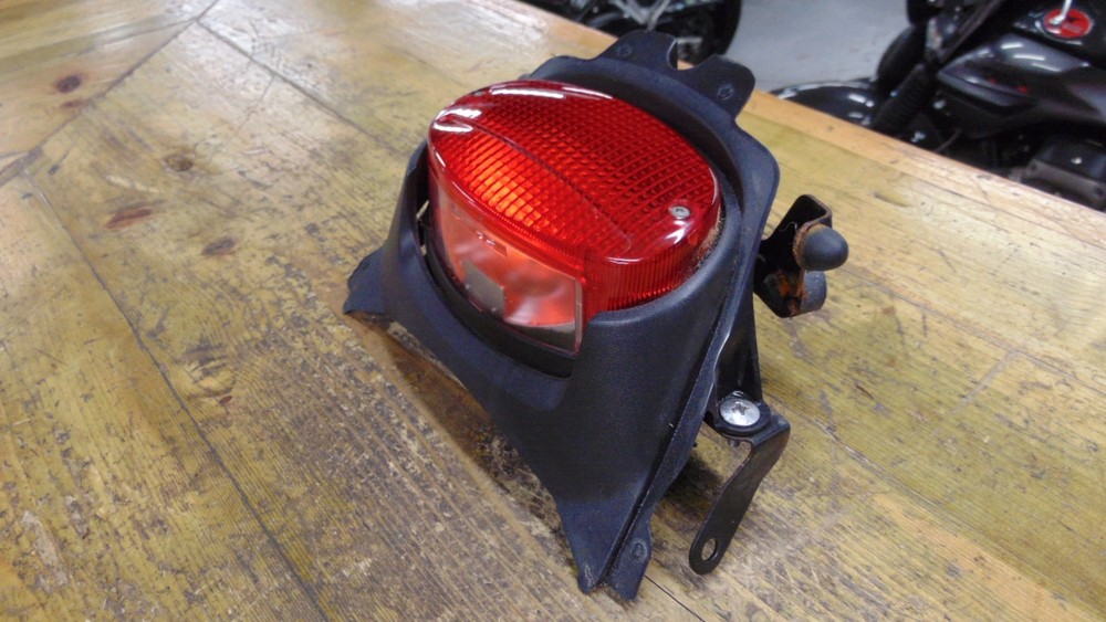 YAMAHA YZF600 THUNDERCAT REAR LIGHT