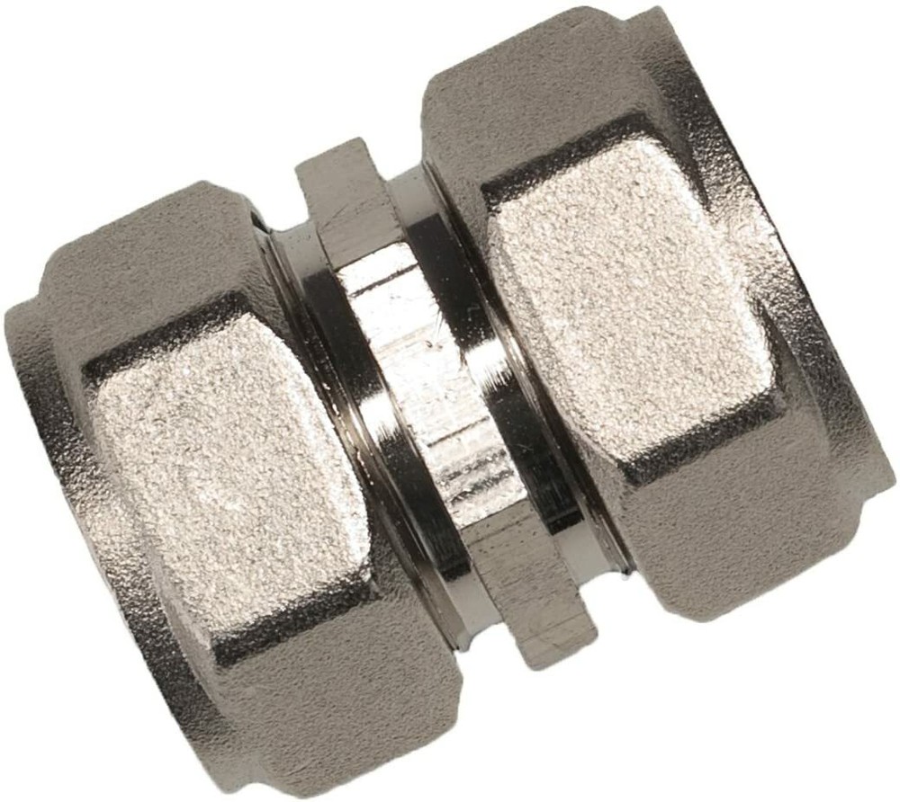 Maxline M8022 Union Fitting for 3/4-Inch Tubing