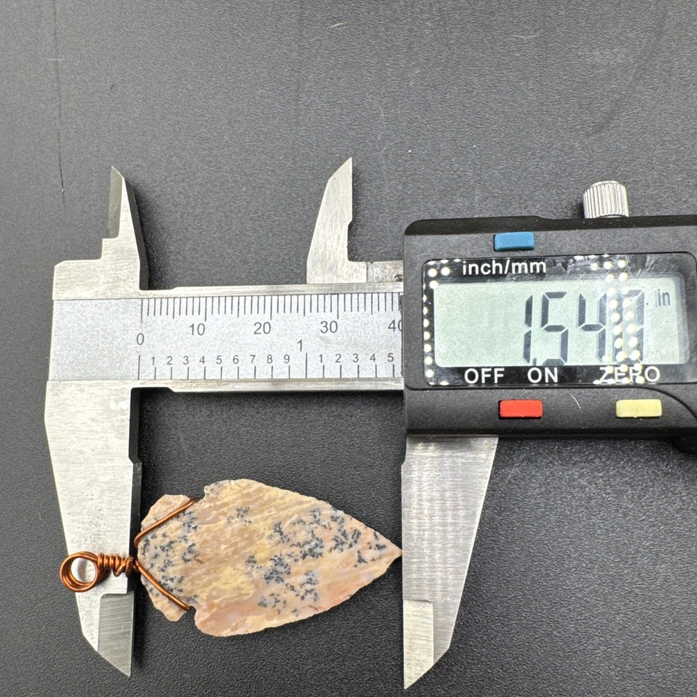 Absolutely, Stunning Native American Arrowhead #112