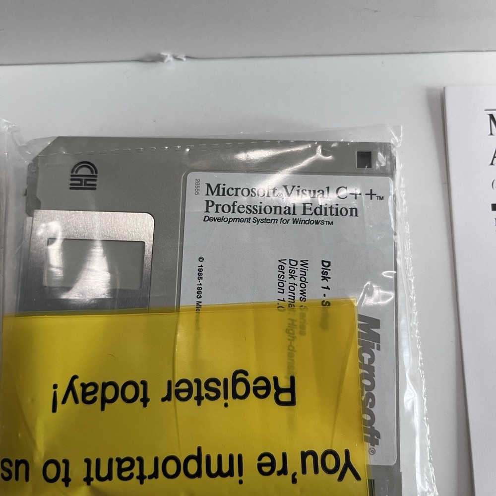 1993 MICROSOFT VISUAL C++ PROFESSIONAL EDITION BOOK SET SEALED DISKS