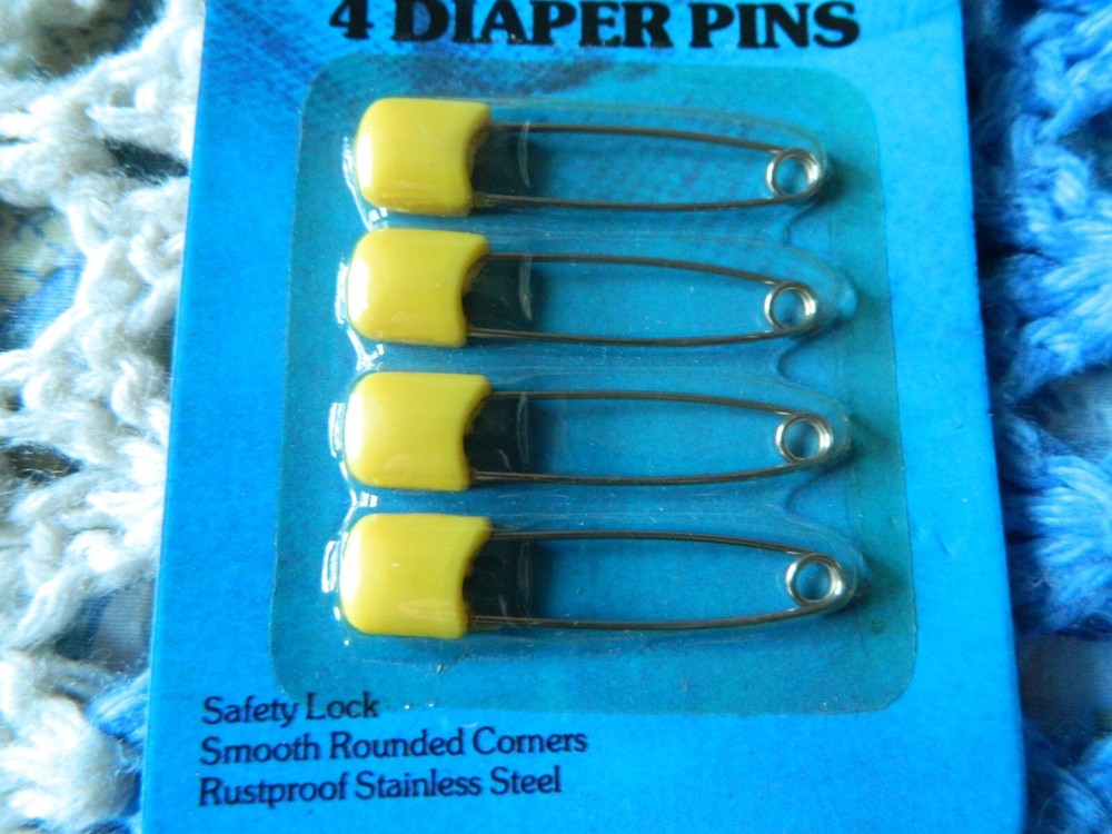 Protecto 4 Diaper Pins