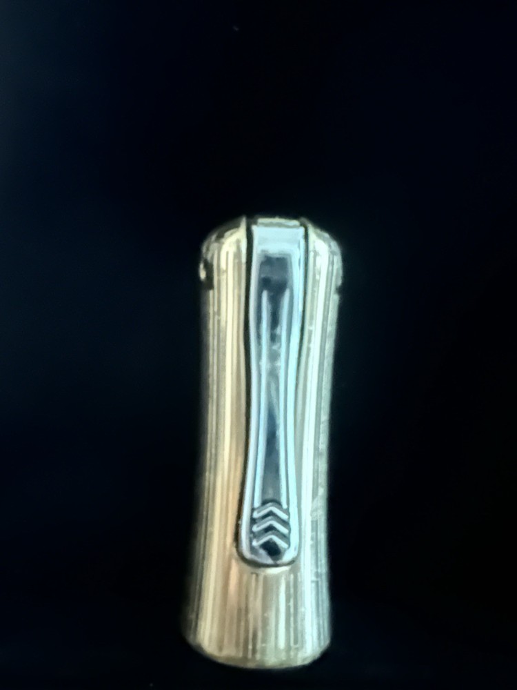 Vintage Ronson Ladies Lighter