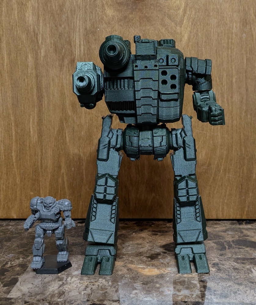 Mech Figurine - Starslayer; 7" Size, Articulated