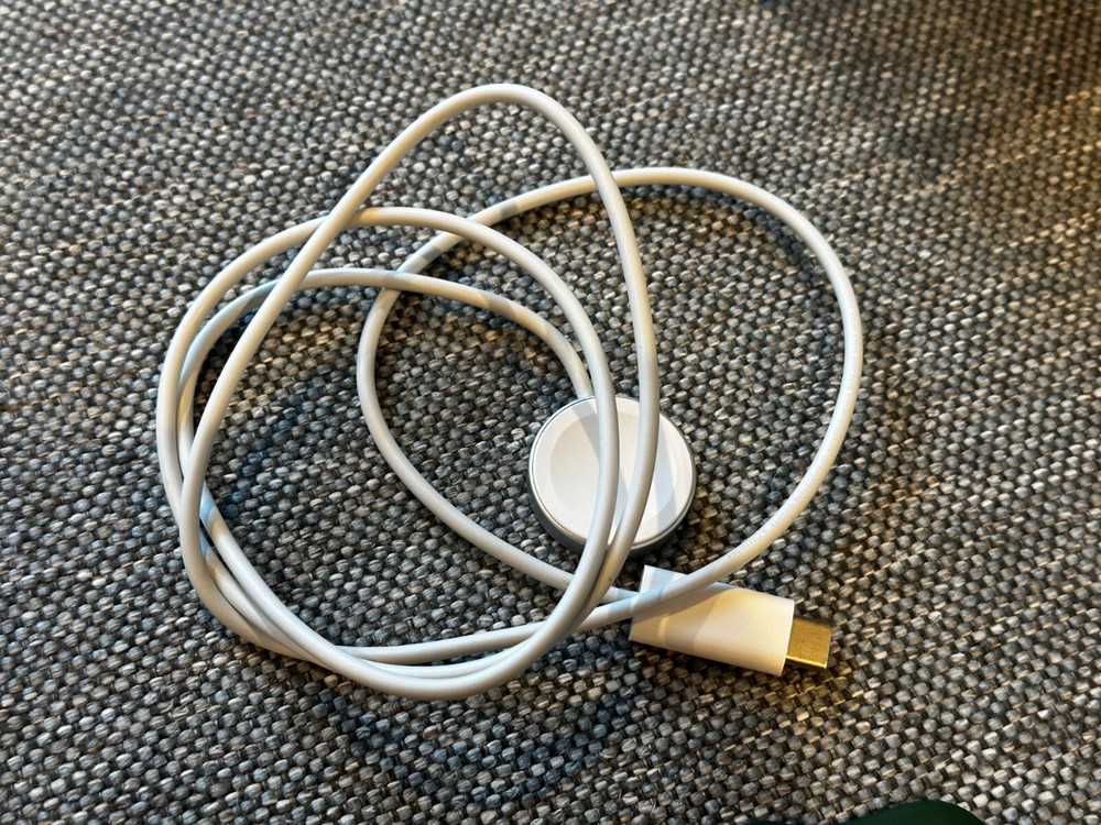 APPLE WATCH SERIES 7 (GREEN 45MM)