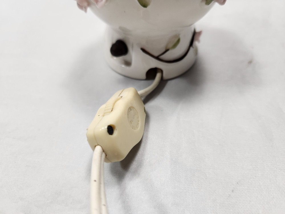 LW Irice Japan Perfume Night Light Porcelain Scent Diffuser Applied Tiny Flowers