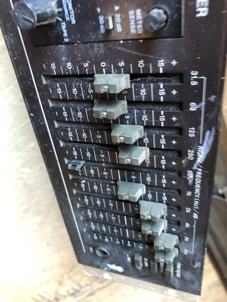 BSR EQ-3000 10 Band Graphic Equalizer and Spectrum Analyzer *AS IS -UNTESTED