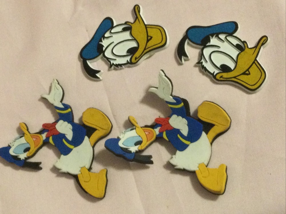 Assorted Disney’s Donald Duck Magnets (6)
