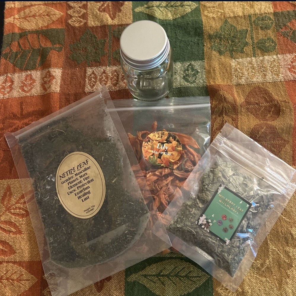 HedgeWitch Herbs