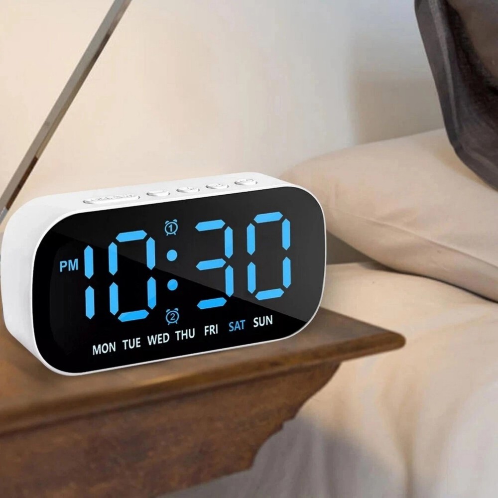 White Large LED Display Electric Digital Alarm Clock With Snooze Function