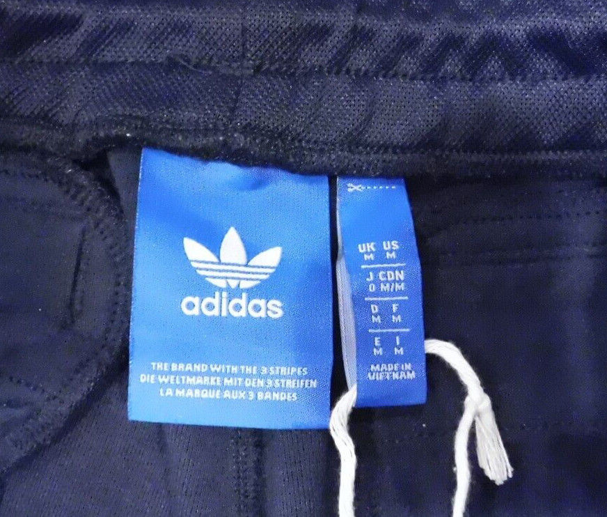 Adidas blue Medium shorts B38-64