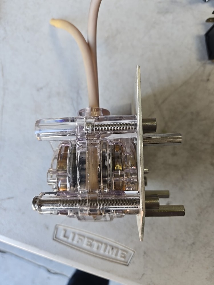 Cole-Parmer Masterflex Pump Head Model 7016-20 with mount