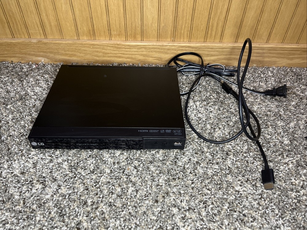 LG DP132 DVD Player with USB Port-No Remote-Tested