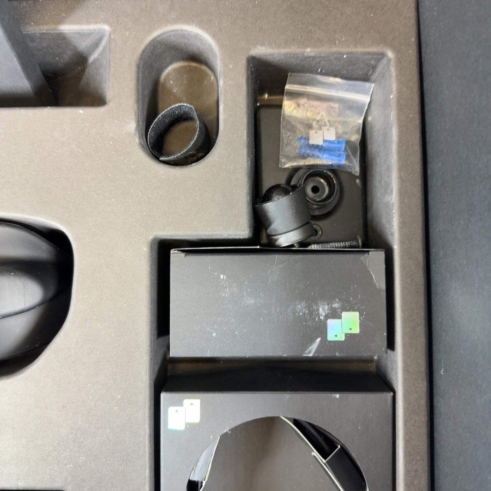 Valve Index VR Kit PC VR Headset V003683-20