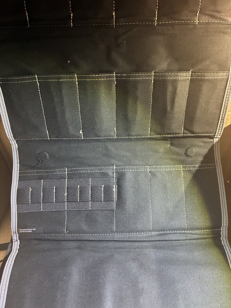 2 Folding Knives Storage Rolls