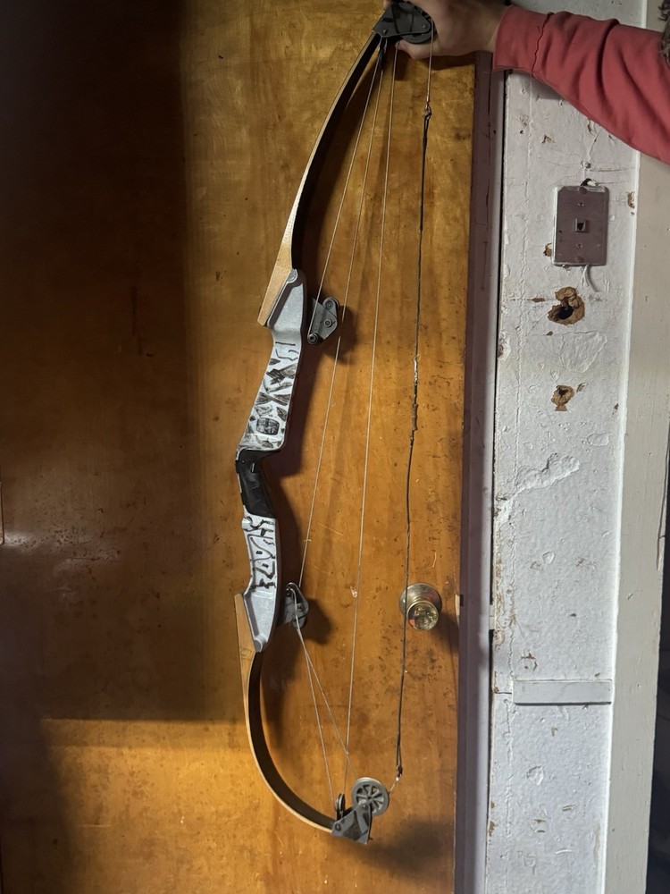 Polar Bear 2 Com Bow