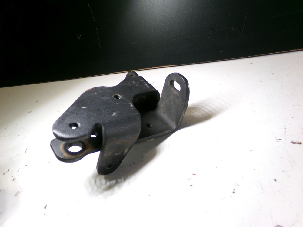 Seat Pivot Mount Bracket E-77X0-2025-J