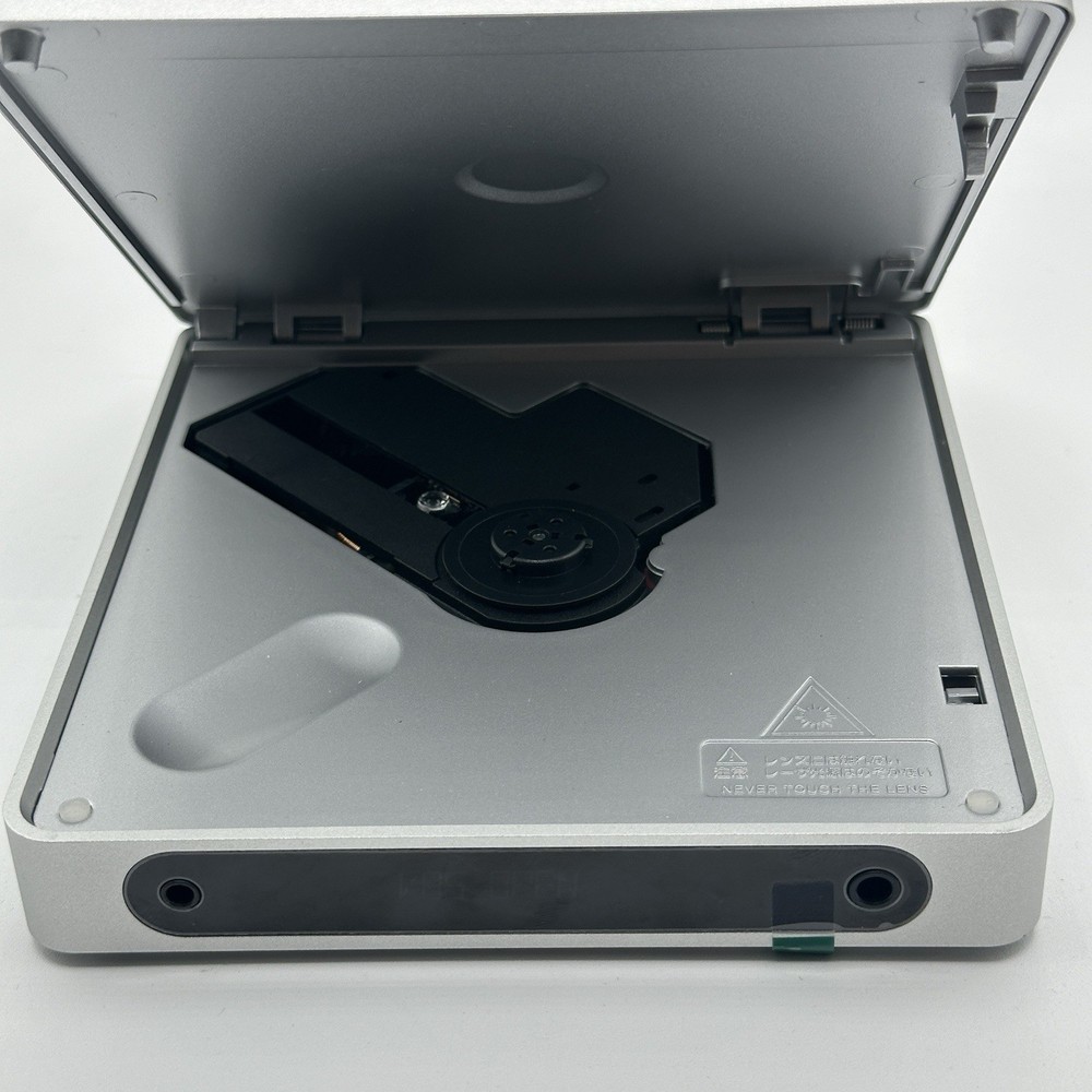 FiiO DM13 Bluetooth Multifunctional Portable CD Player (Silver, Bluetooth)