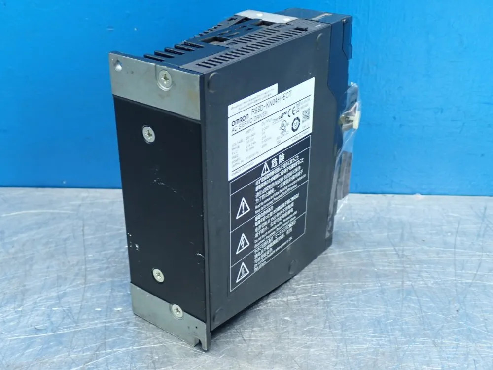 OMRON R88D-KN04H-ECT G5-SERIES MOTION CONTROL FUNCTION SERVO DRIVER UNIT 300
