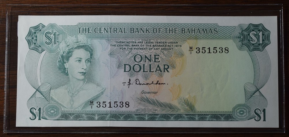 Bahamas $1 - UNC - CAT $85