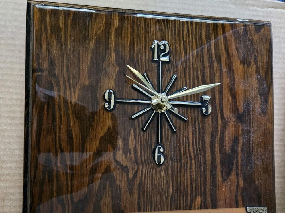 H & H Manufacturers Quartz Movement Model A Clock