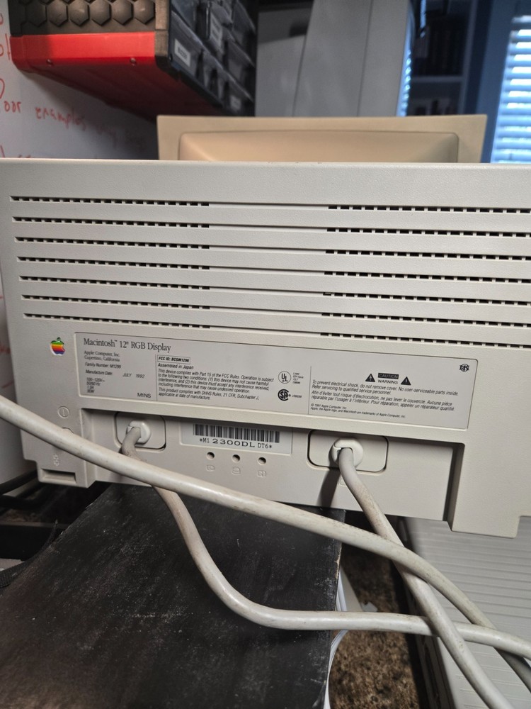 Apple Macintosh LC II Complete System - Tested Working