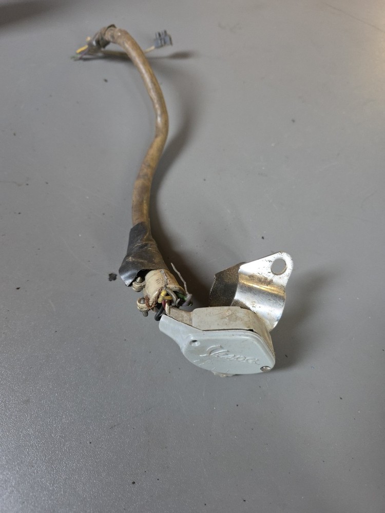 Faro Basso Light Switch