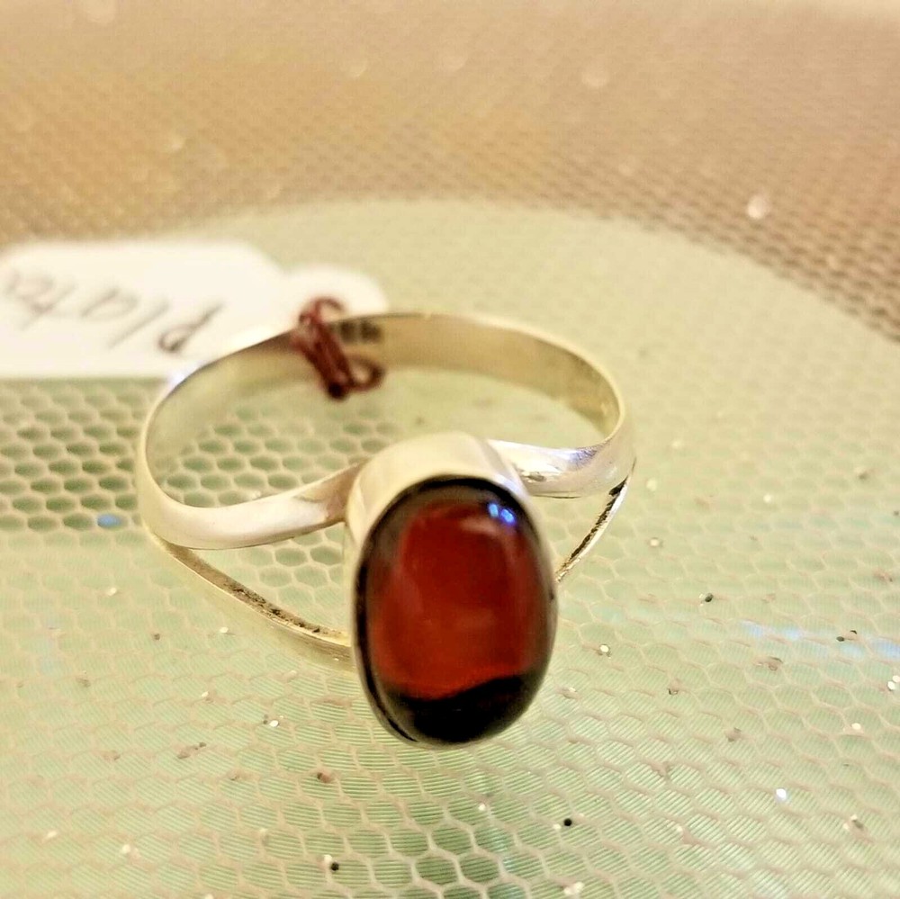Genuine amber and 925 silver ring