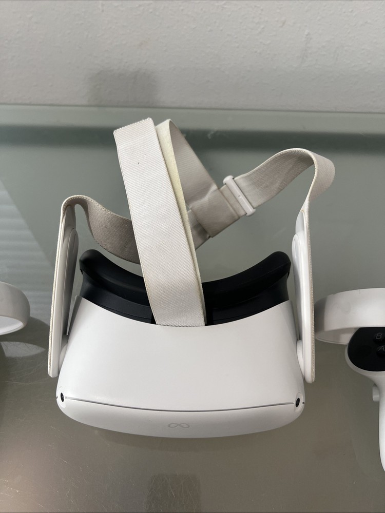 Meta Oculus Quest 2 Advanced All-In-One VR Headset - White