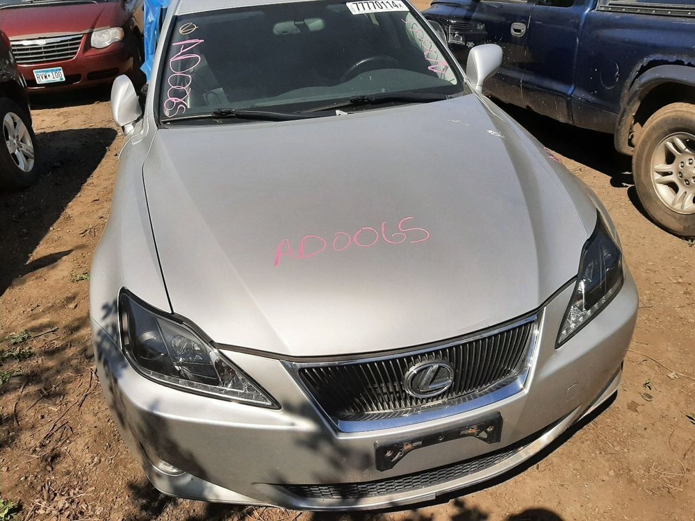 IS250 2008 High Mounted Stop Light 954939