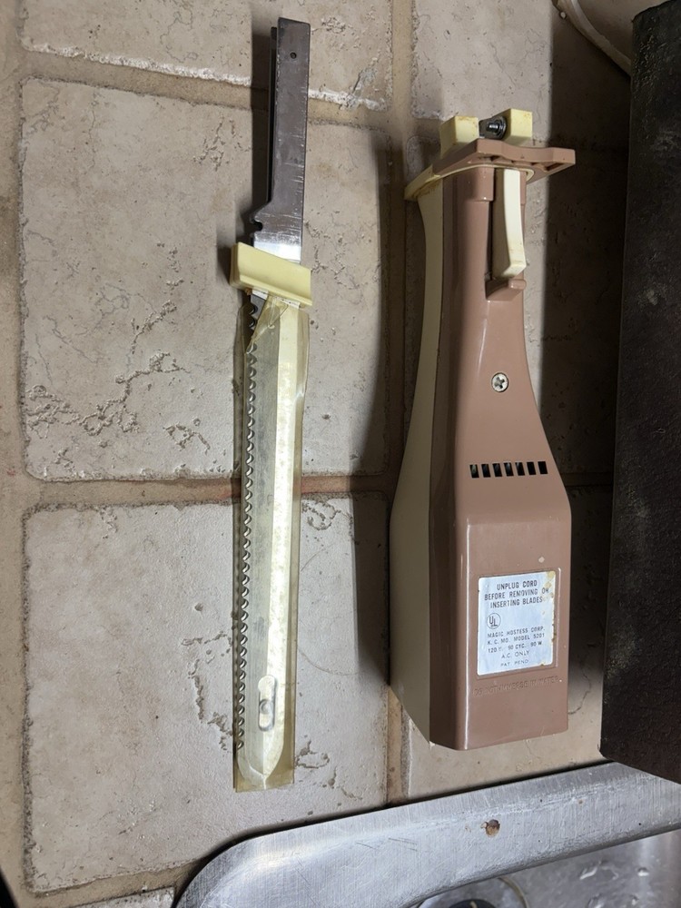 Vintage Magic Hostess Electric Knife