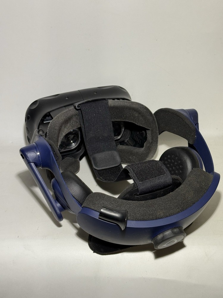 HTC Vive Pro 2 HMD Virtual Reality VR - Headset ONLY