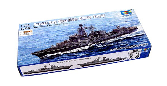 Varyag Russian Cruiser 1:700
