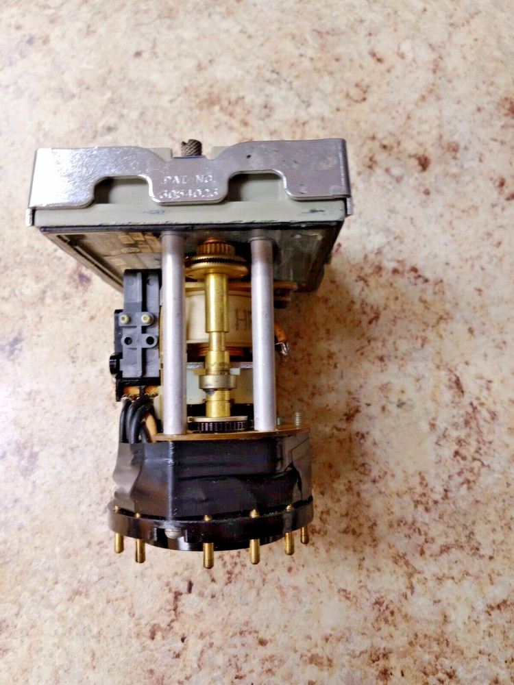 EAGLE SIGNAL 0-5MIN. 120V. TIMER HP53A6 USED