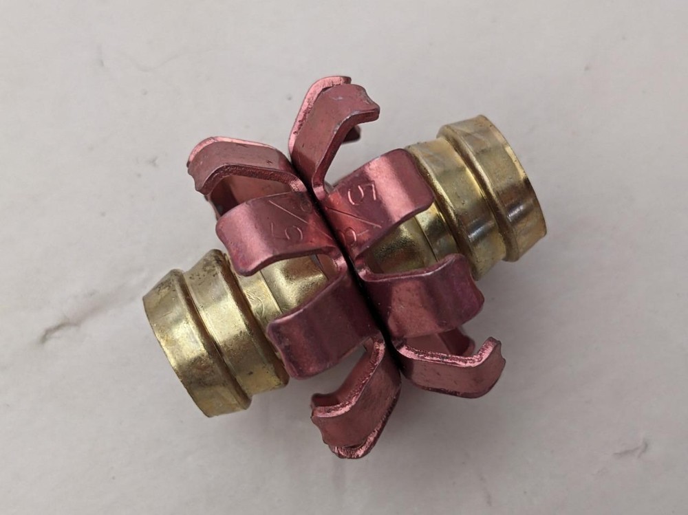 Melnor Rubber & Plastic Hose Coupling 5/8" Clinching Coupling-Female End