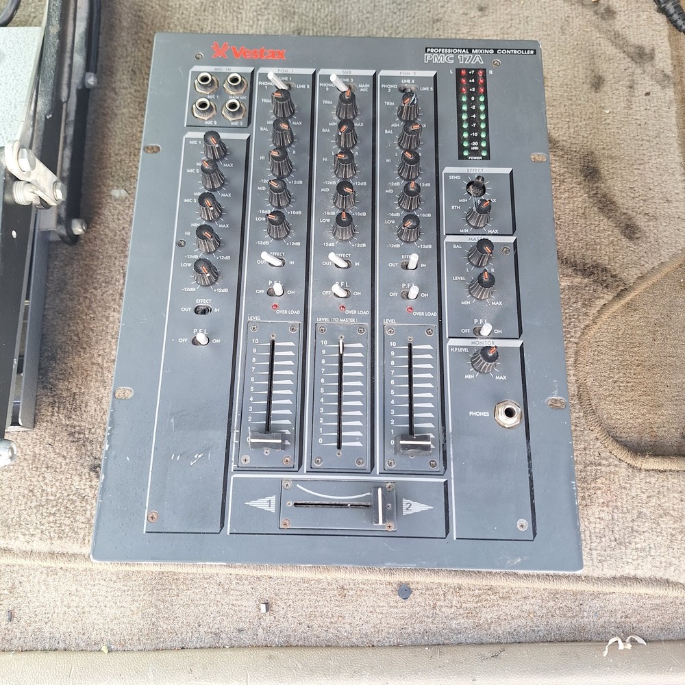 Vestax PMC-17A mixer Read DESCRIPTION